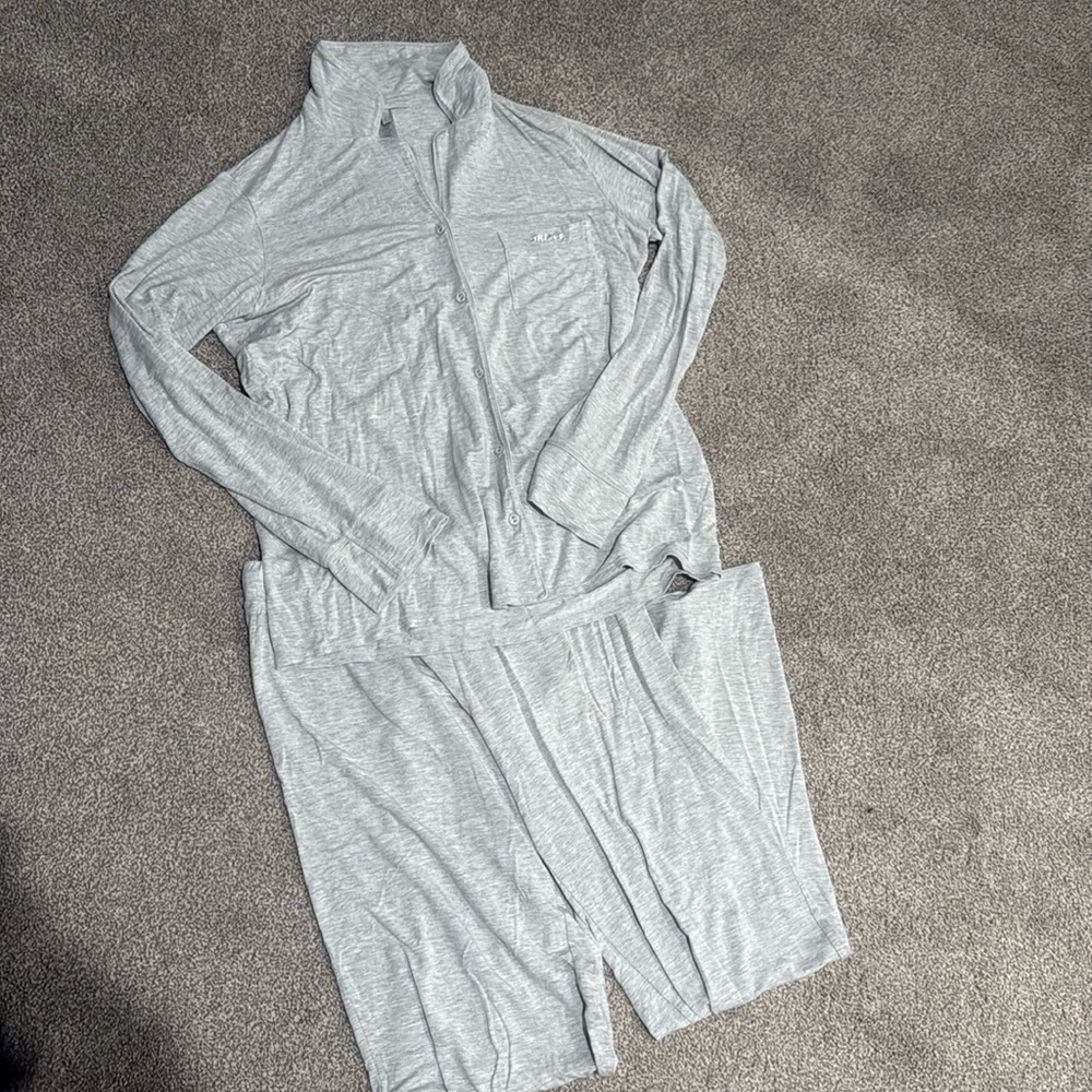 Skims gray pj set size Small